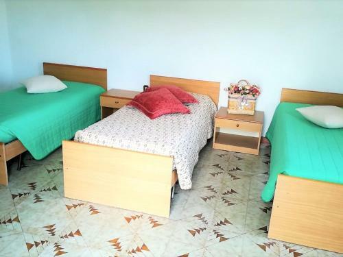 Comfortable Apartment In Torvajanica With Terrace