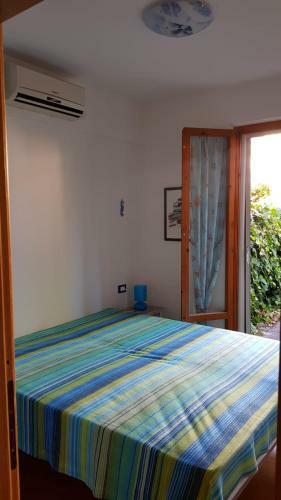 Apartamento M256 - Marcelli, Bilocale Con Giardino E Posto Auto