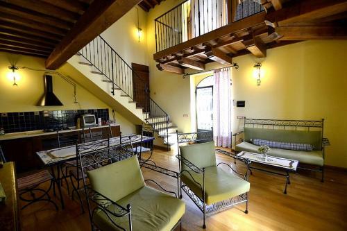 Osteria Di Ramazzano Villa Sleeps 6 Pool Air Con