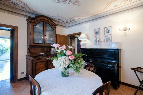 Charming House Bice - By Myhomeincomo