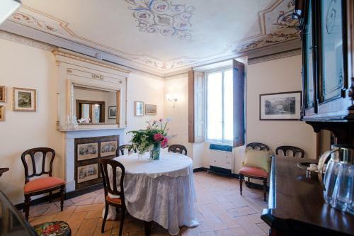 Charming House Bice - By Myhomeincomo