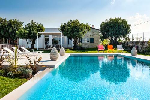 Campanella-gianforma Villa Sleeps 6 Pool Air Con