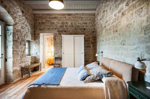 Campanella-gianforma Villa Sleeps 6 Pool Air Con