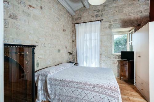 Campanella-gianforma Villa Sleeps 6 Pool Air Con