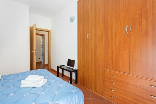 Apartment With Garden & Beach