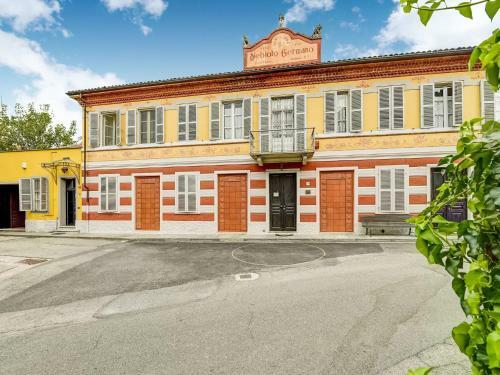 Lavish Mansion In Portacomaro With Garden And Library