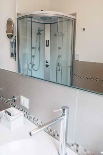 Hostal Affitta Camere La Fenice Di Folli Lorella