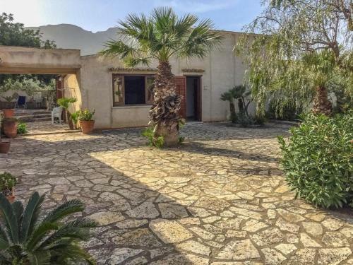 Apartamento Casa Carrubbo, Fantastic Rustic Villa With Private Garden