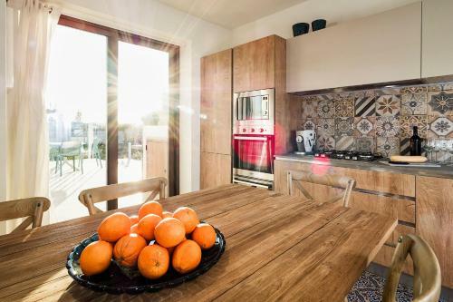Reitani Villa Sleeps 8 Pool Air Con Wifi