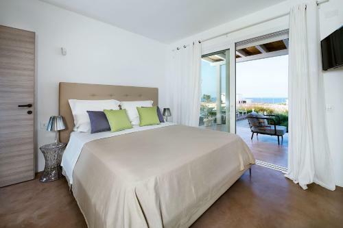 Reitani Villa Sleeps 6 Pool Air Con Wifi T817659