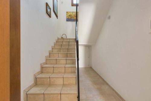 Torre Vado Villa Sleeps 8 With Pool Air Con And Wifi