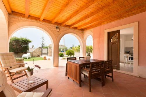 Marina Di Modica Charming Villa