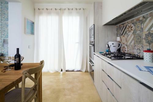 Reitani Villa Sleeps 12 Pool Air Con Wifi