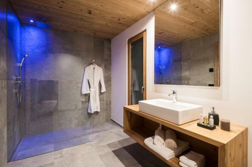 Aparthotel Les Dolomites Mountain Lodges