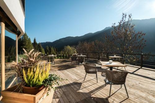 Aparthotel Les Dolomites Mountain Lodges
