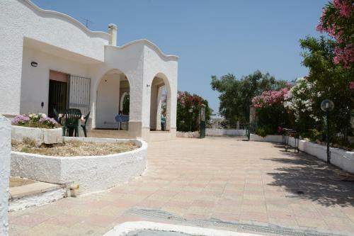 Villa Carmela A Con Piscina