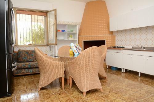 Villa Carmela A Con Piscina