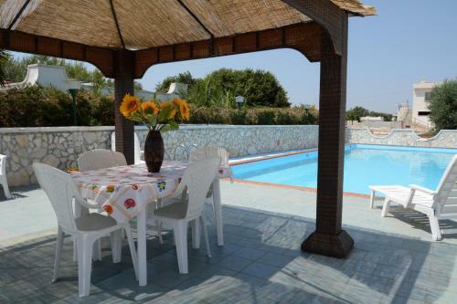 Villa Carmela A Con Piscina