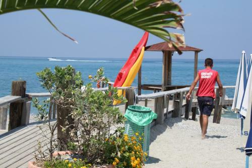 Studio A Stones Throw From The Sea
