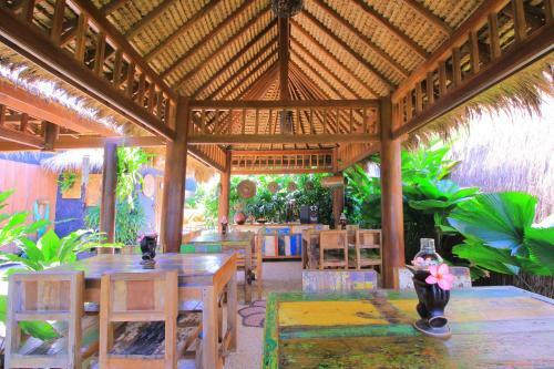 Hostal Pantai Karang