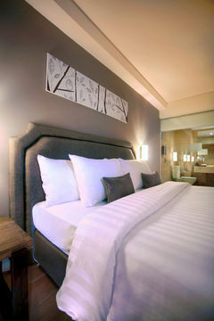 Harper Kuta Hotel