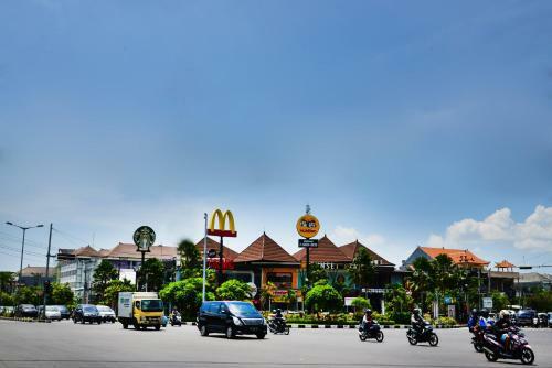 Hotel Devata Suites And Residence