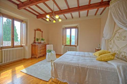 Santa Maria Acone Villa Sleeps 12 Pool Air Con Wifi