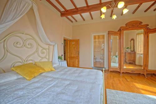 Santa Maria Acone Villa Sleeps 12 Pool Air Con Wifi
