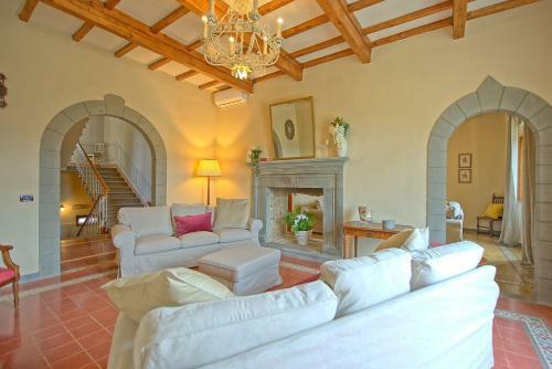 Santa Maria Acone Villa Sleeps 12 Pool Air Con Wifi