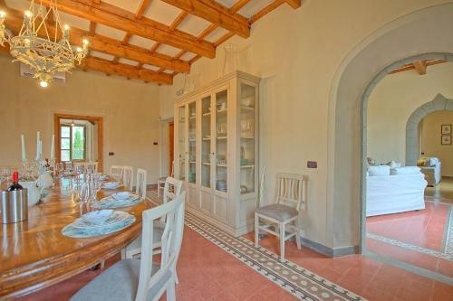 Santa Maria Acone Villa Sleeps 12 Pool Air Con Wifi