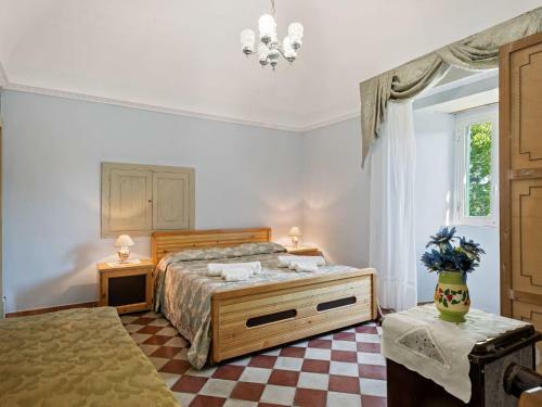 Inviting Cottage In Maniace With Private Garden
