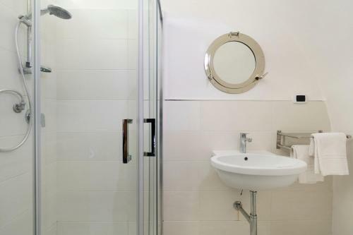 Plemmirio Villa Sleeps 8 With Pool Air Con And Wifi
