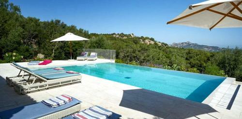 Cugnana Verde Villa Sleeps 8 Wifi