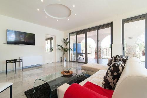 Posto Rosso Villa Sleeps 6 Pool Air Con Wifi