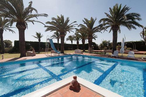 Posto Rosso Villa Sleeps 6 Pool Air Con Wifi