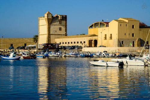 Sul Golfo Di Bonagia