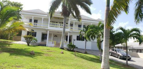 Apartamento Coral Gardens Villa