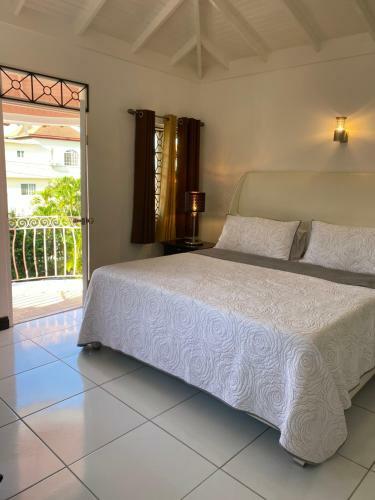 Villa Spanish Court Apartments