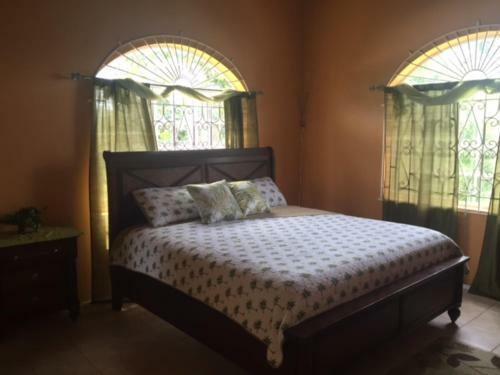 Mobay Surprise Villa_2 Bd Rm