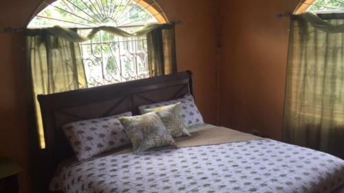 Mobay Surprise Villa_2 Bd Rm