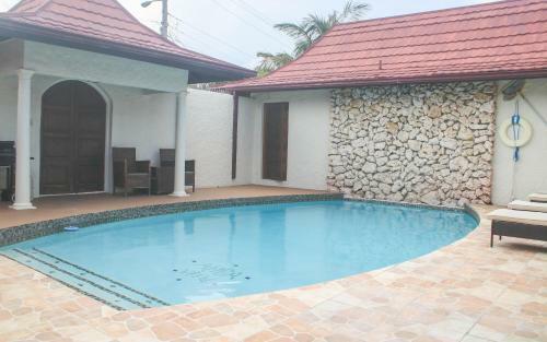 Hostal Afibaviewbeachfrontproperty