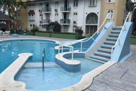 Apartamento Rairoyale At Sand Castles