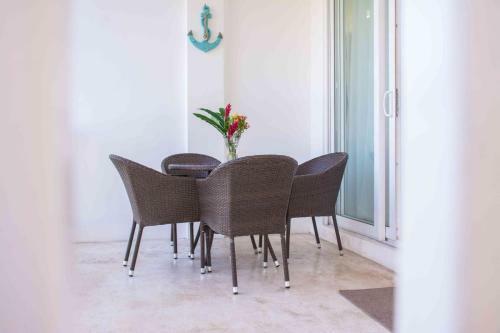 Apartamento Seaside Condo 3
