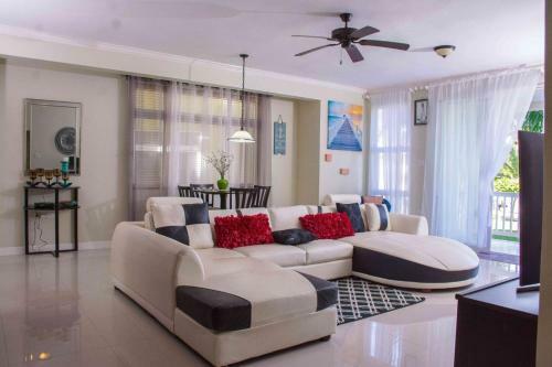 Apartamento Seaside Condo 3