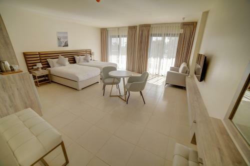 Sea View Hotel