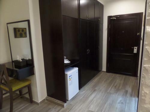 Mount Nebo Hotel & Restaurant Madaba City Center
