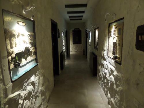 Mount Nebo Hotel & Restaurant Madaba City Center