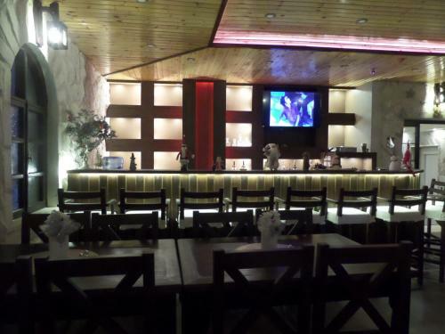 Mount Nebo Hotel & Restaurant Madaba City Center