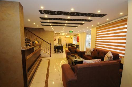 Shaqilath Hotel