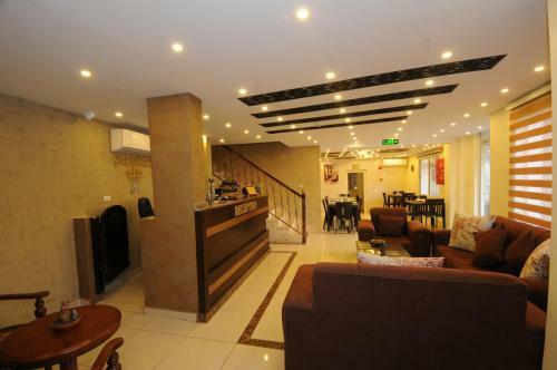 Shaqilath Hotel